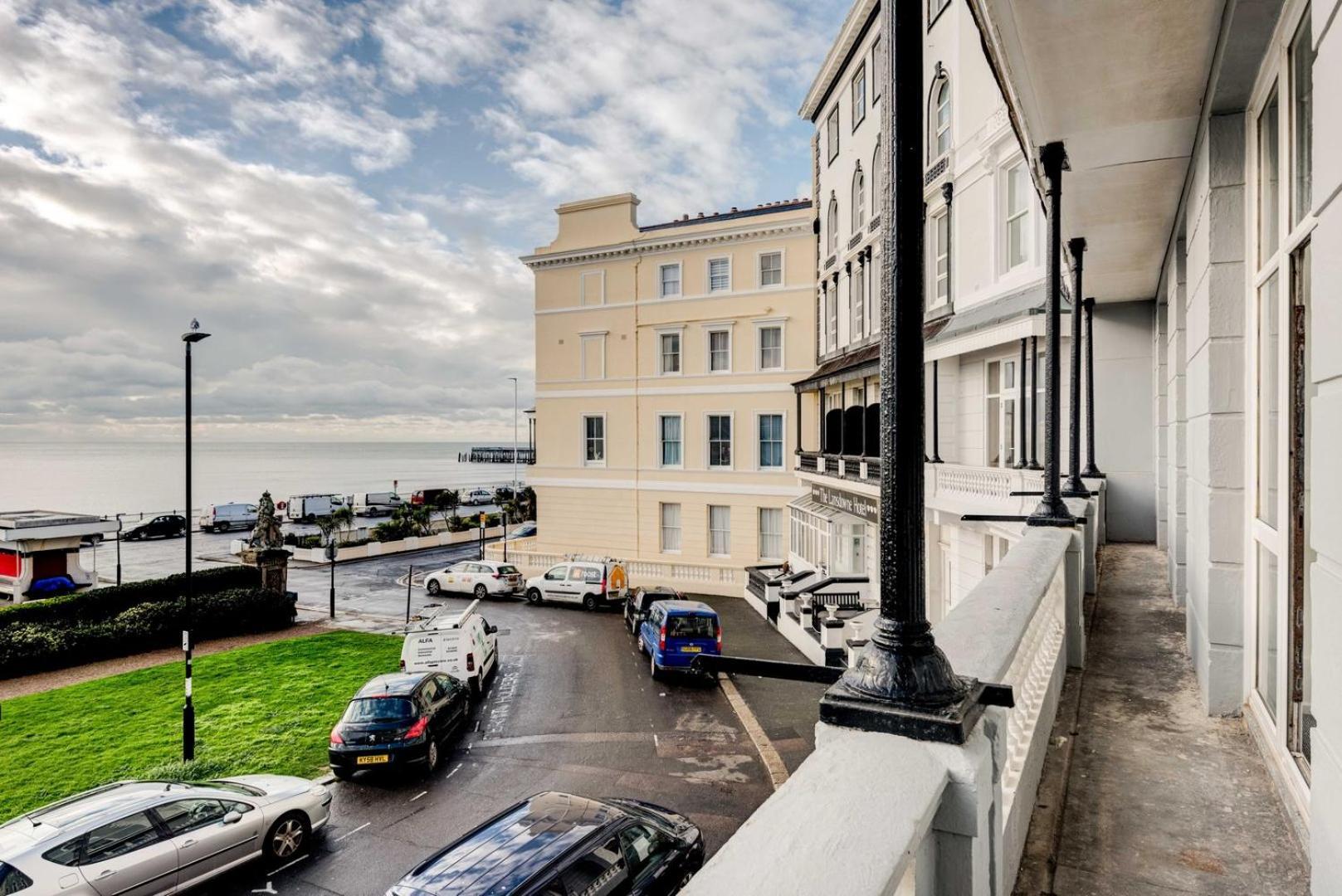The Smugglers Retreat Hastings Exterior foto